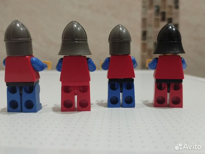 Lego минифигурки Рыцари Льва, 90х годов, оригиналы