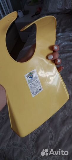 Слюнявчик новый