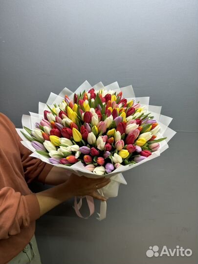 Тюльпаны цветы