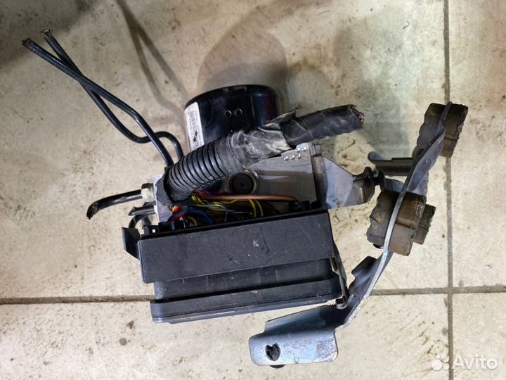 Блок abs Bmw 325I E90 2007