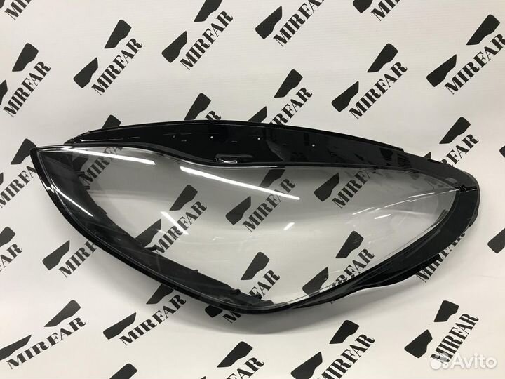 Левое стекло фары Tesla Model 3 2017-н.в