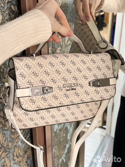 Сумка guess белая