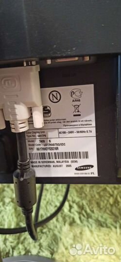Монитор Samsung
