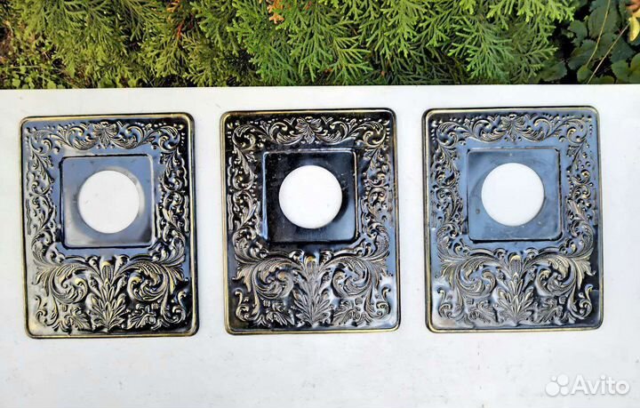 Панель медная под электровыключатель