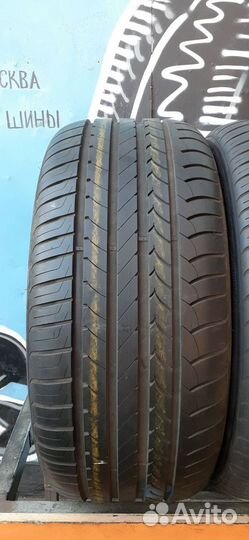 Goodyear EfficientGrip 285/40 R20