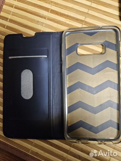 Samsung Galaxy S10e, 6/128 ГБ