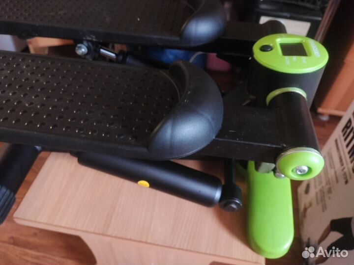 Тренажер степпер с коробкой
