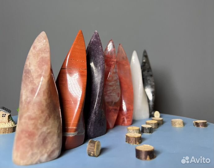 Фигура спираль из натурального камня