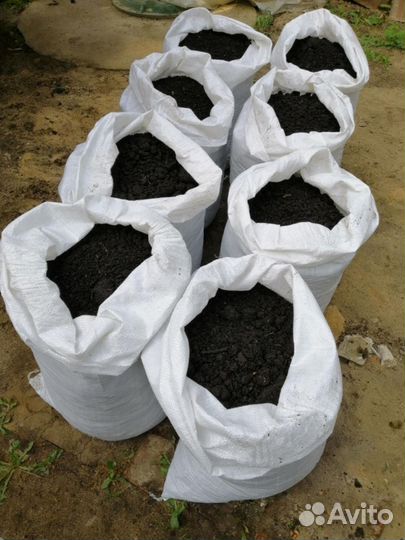 Перегной коровий в мешках