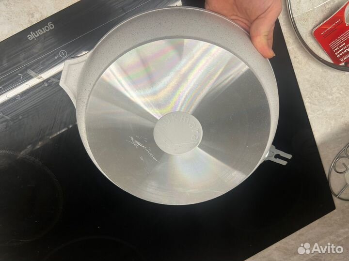 Сковорода литая 260/60