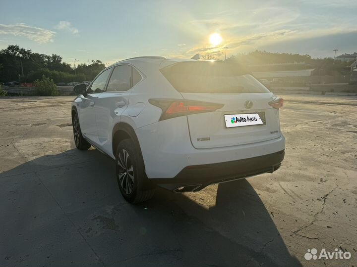 Lexus NX 2.0 AT, 2021, 20 000 км