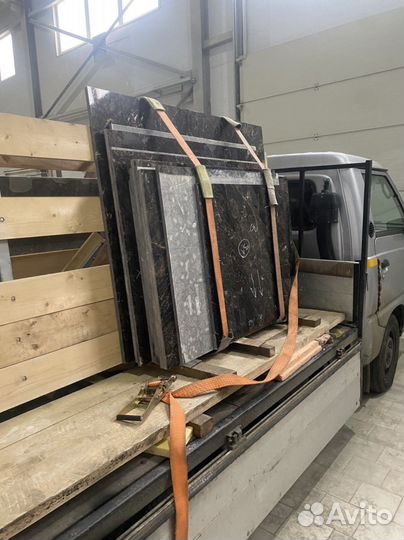 Резка мрамора, гранита. Обработка камня. Цех камня