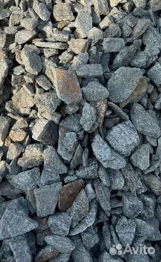 Камень для отсыпки газонов