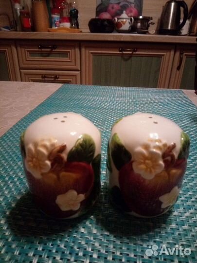 Солонка и перечница