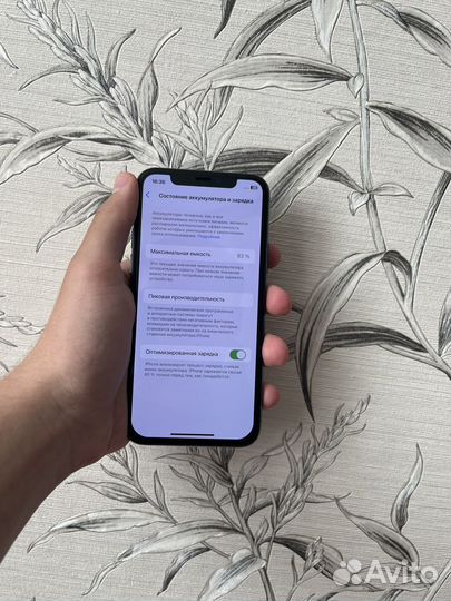 iPhone 11 Pro, 64 ГБ