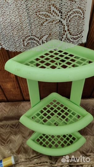 Полочка угловая