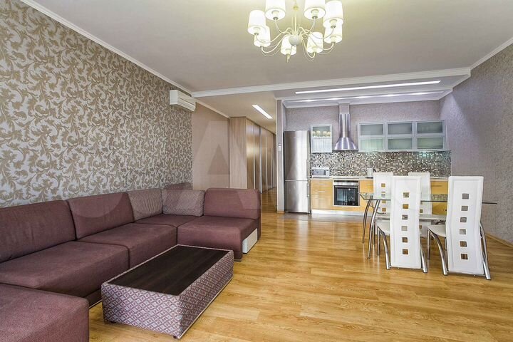 2-к. квартира, 85 м², 4/12 эт.
