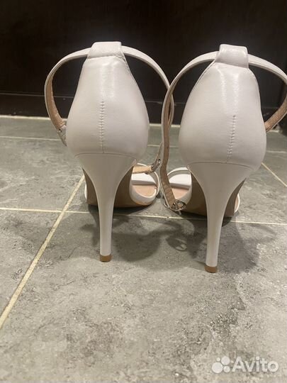 Туфли белые свадебные