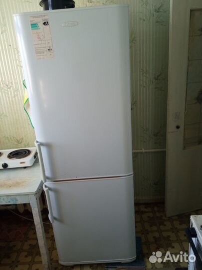 Продам холодильник рабочий