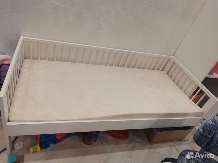 Растущая парта и стул бу