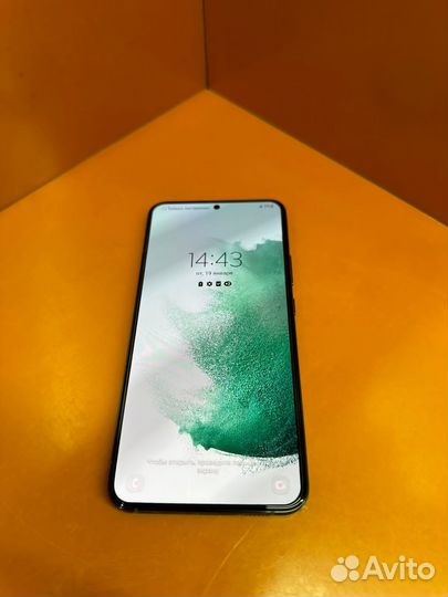 Samsung Galaxy S22+, 8/256 ГБ
