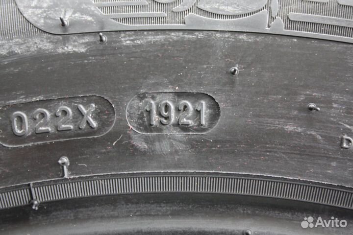 Michelin X-Ice North 4 215/65 R17 103T