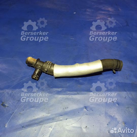 Патрубок охлаждения Volkswagen Passat B6 2.0 FSI