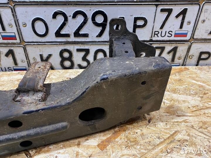 Усилитель переднего бампера Ssangyong Actyon