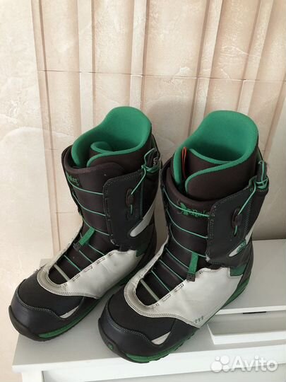 Сноубордические ботинки burton 44