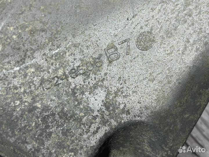 Б/У Кронштейн двигателя правый (1,4) Opel A#001