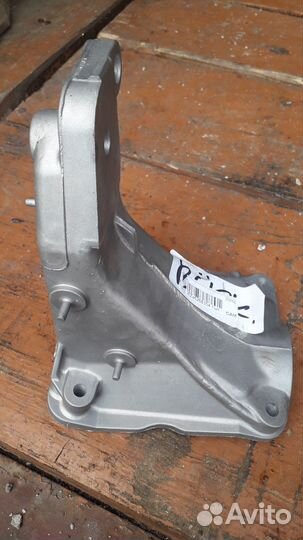 Опора двигателя volkswagen golf 3