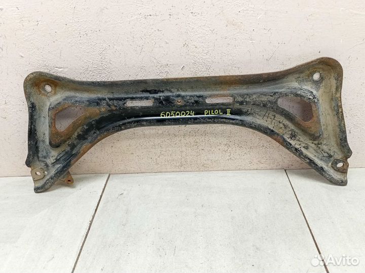 Усилитель переднего подрамника