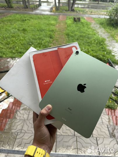 iPad air 4 64 gb + оригинальный чехол