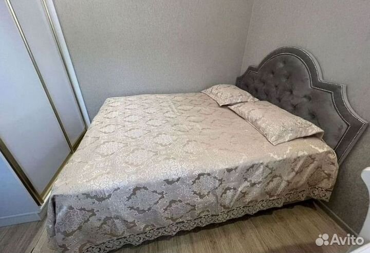 Дизайнерская кровать