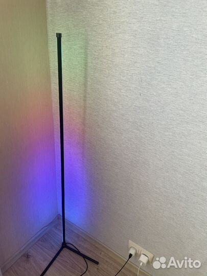 Напольная LED лампа (много режимов)