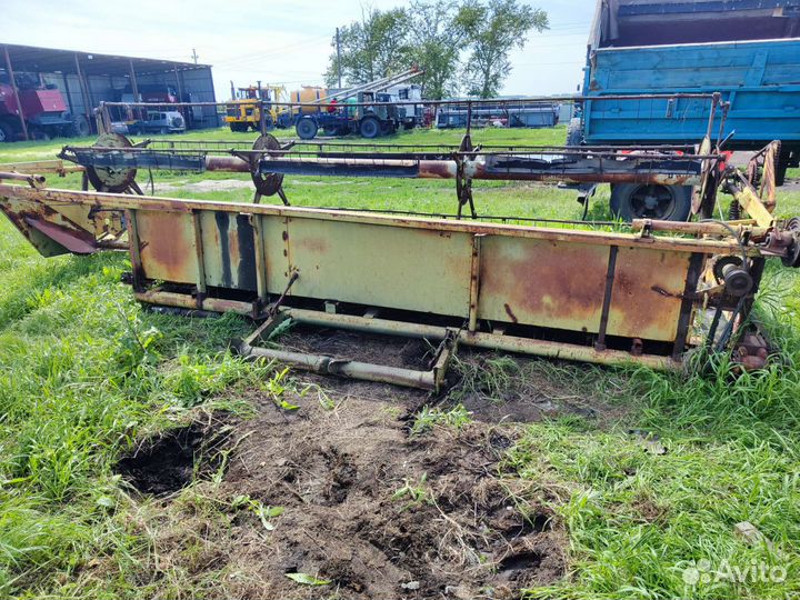 Запчасти зерноуборочный комбайн Енисей