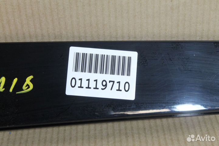 Накладка рамки двери задняя левая Mercedes M-klass