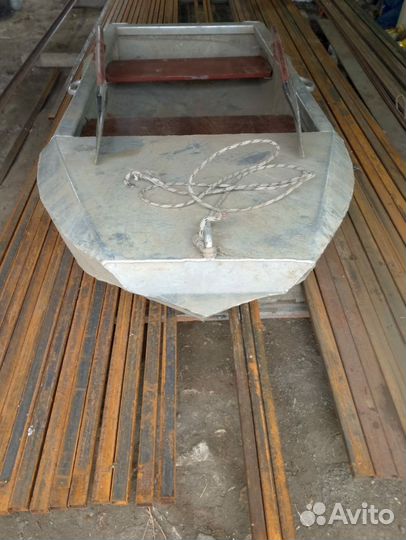 Алюминиевая лодка