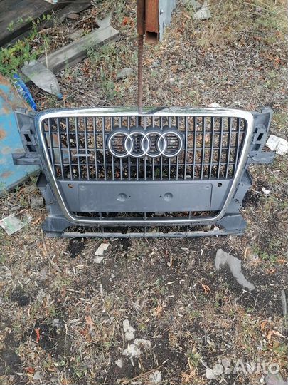 Решетка радиатора audi q5
