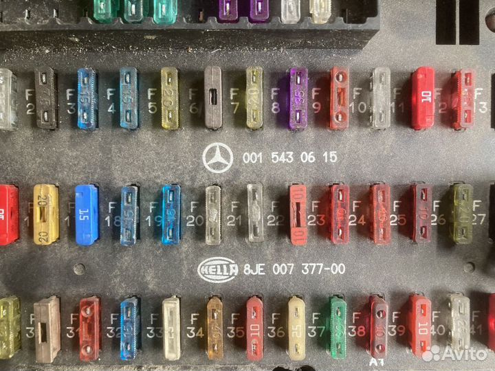 Блок предохранителей MB Actros. 0015430615