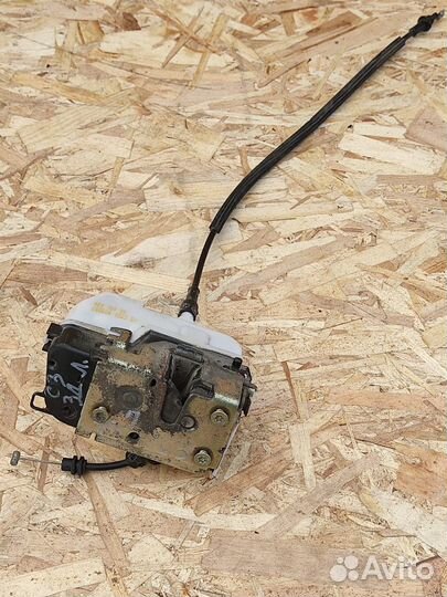 Замок двери задей левной ситрое с3