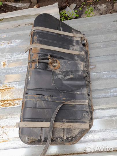 Топливный бак ваз 21099