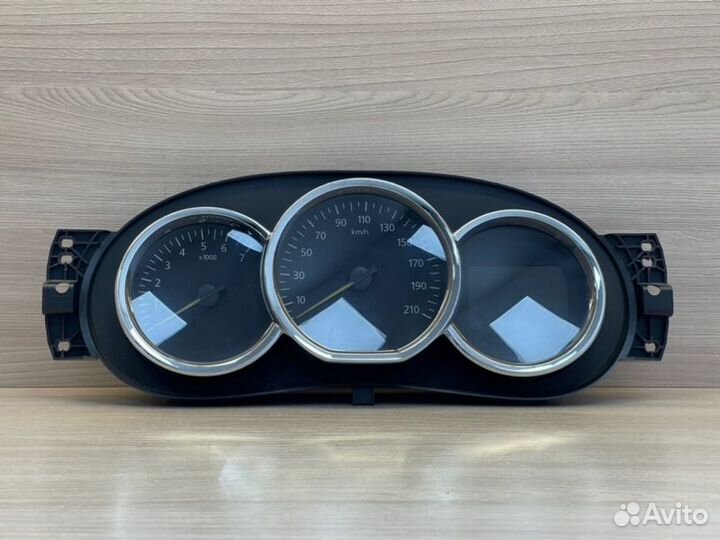 Щиток приборов Renault Logan