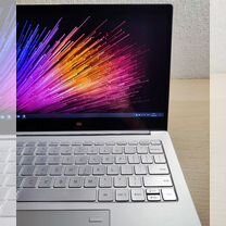 Ноутбук Xiaomi Mi Notebook Air 13.3 i5 8 256GB