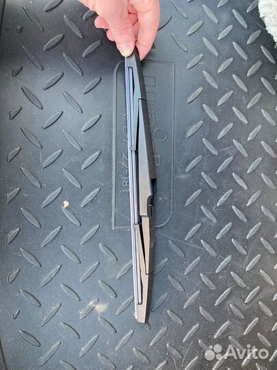 Дворник задний