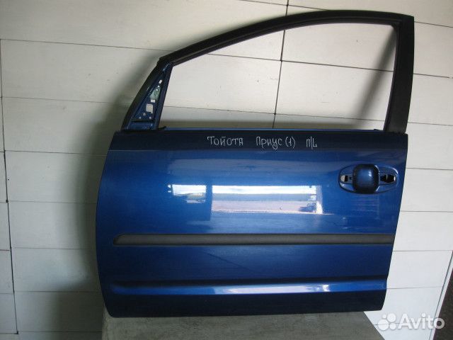 Дверь передняя левая Тойота Приус