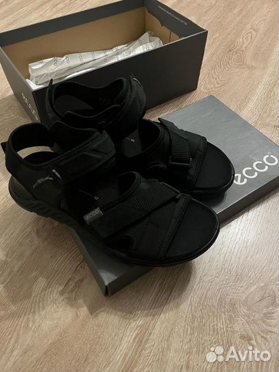 Сандалии ecco exowrap 38, 40,45 новые