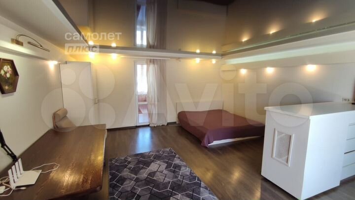 3-к. квартира, 90 м², 5/5 эт.