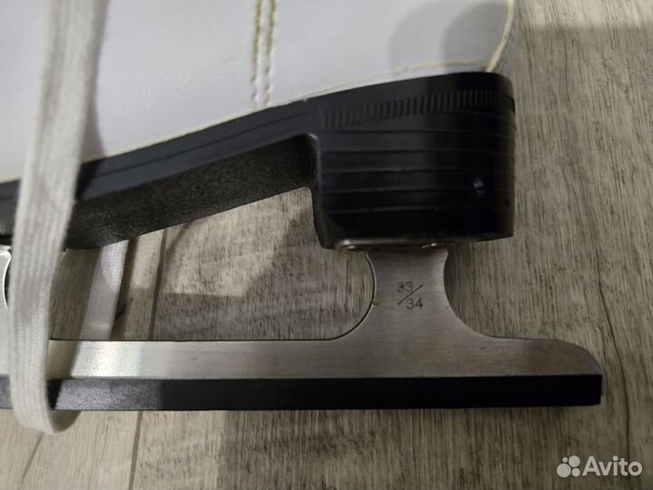 Коньки фигурные