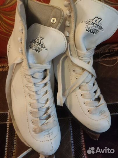 Коньки для фигурного катания женские